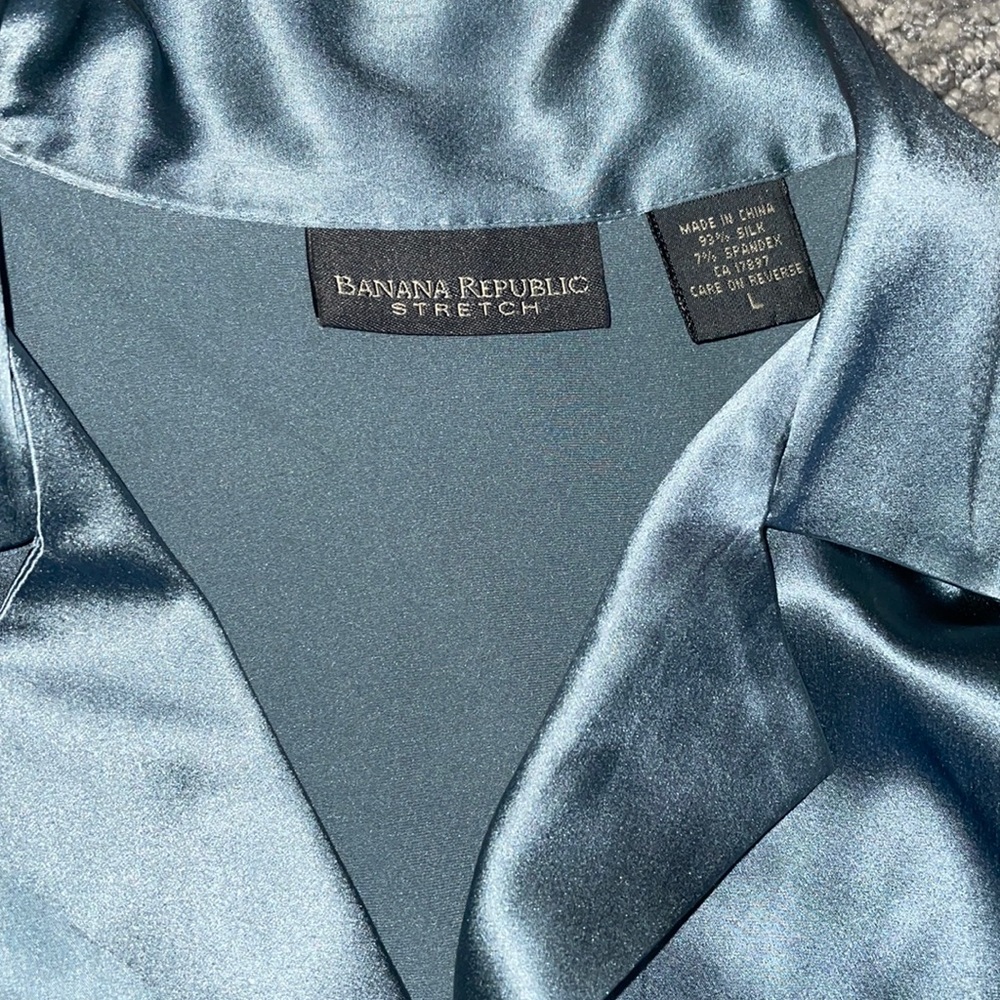 Women’s stretch blouse